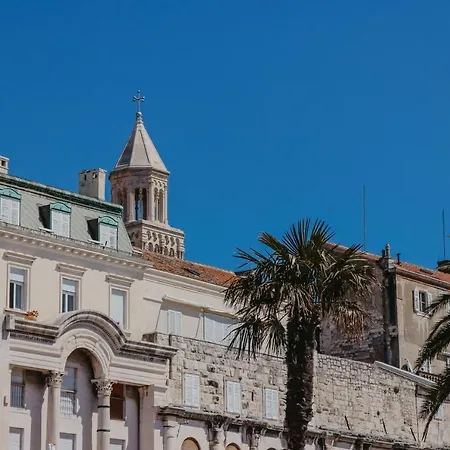 بيت ضيافة Porto Nativo سبليت